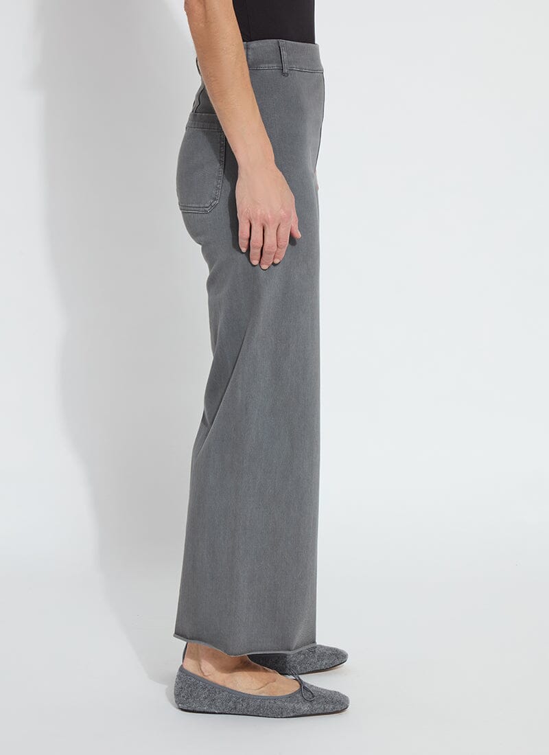 Lyssé Erin Antique Wash Charcoal wide-leg denim, side and pocket view.